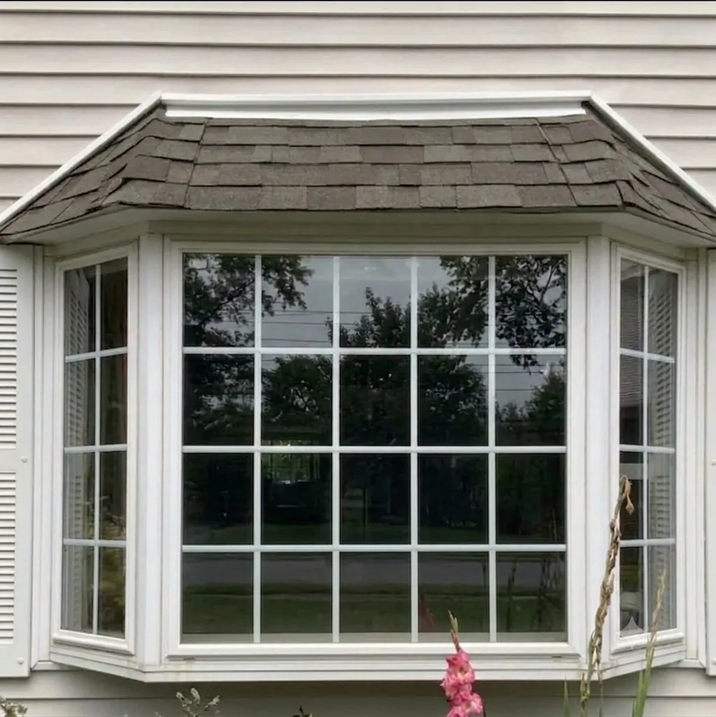 Clear window after sealed glass unit replacement in Edmonton